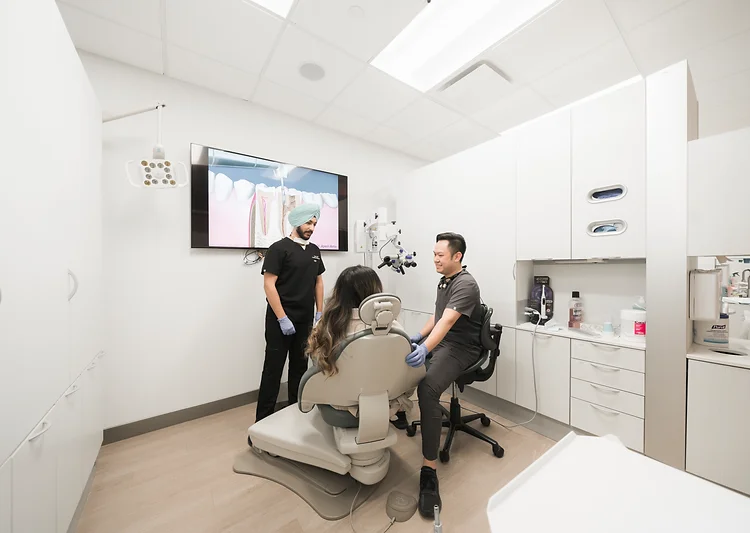 dentistsatmetrotown services emergency dentistry3